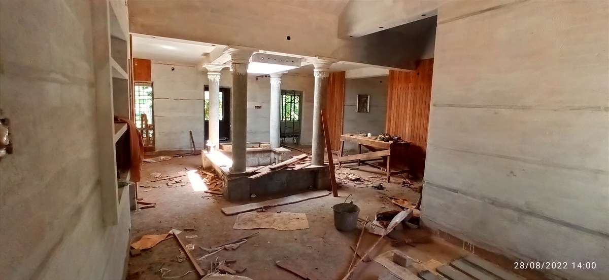 sqft അധികം ആകാതെ ചുരുക്കി ചെയ്യാൻ പറ്റും.  ഇത് 2050 sqft വർക്ക് നടക്കുന്നു 