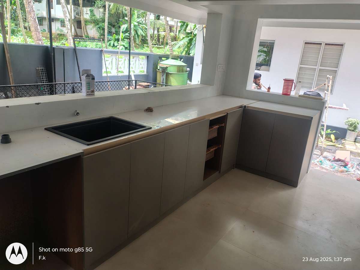 I am Kerala carpenter full Hindi TV this contact 7248313492