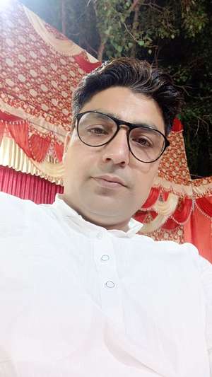 Naushad ismail