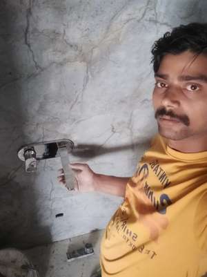 mukesh