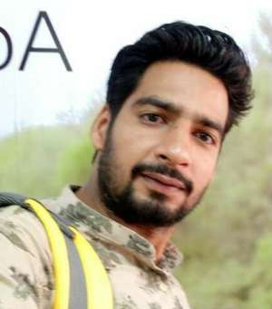 FARMAN Khan 