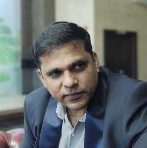Vinod M