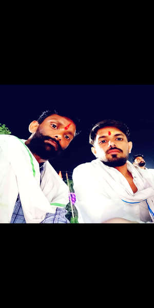 Dinesh 