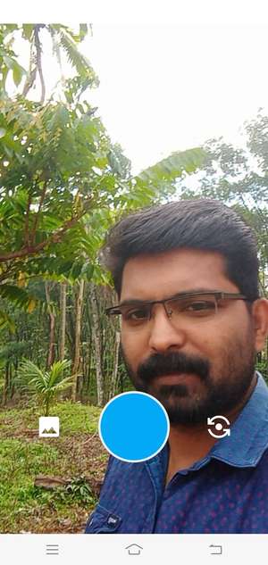 സുമേഷ് പൂവത്തൂർ 