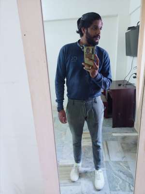 vineesh v 