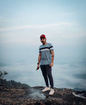 akhil