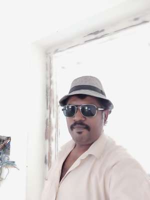 Dari