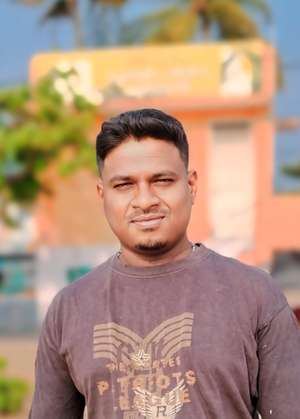 Dinesh 