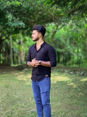 ANAZ