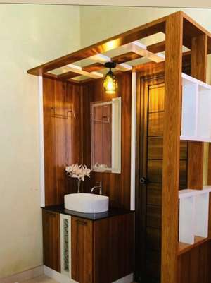INTERIOR CONTRACTOR 