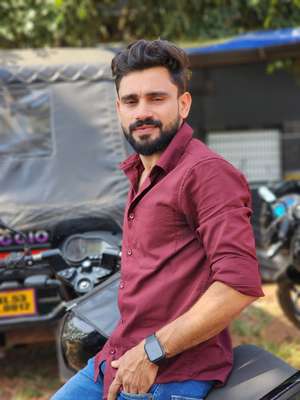 mujeeb
