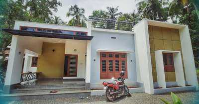 location :- punnakkad, karuvarakundu, kerala

#HouseDesigns #50LakhHouse #40LakhHouse #SmallHouse #3DPainting #3centPlot #35LakhHouse #KeralaStyleHouse #keralastyle #Kozhikode #Malappuram