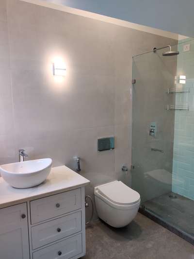 #BathroomDesigns  #BathroomRenovation #Architect  #bestquality  ##contrcacter #vasantkunj