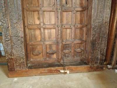 *exterior and interior carpentry *
all wooden and iron works
floring
wooden reling
door 

antqe farniture