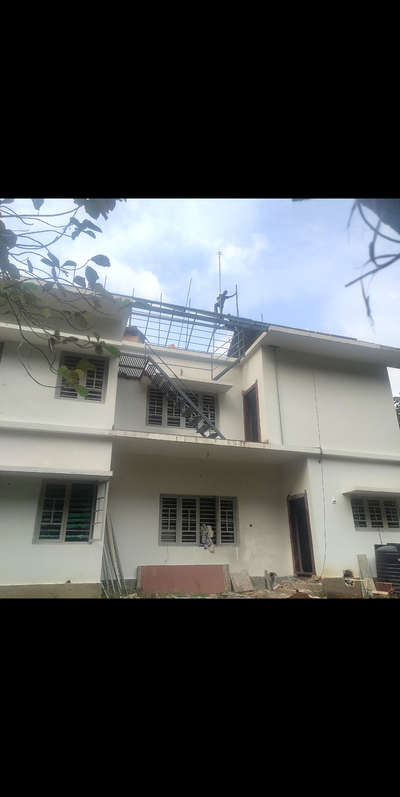 Lightning arrester installation at Ernakulam
 #lightningarrester  #lightningarresterinstallaion  #lightningarrest  #lightningprotectionsystem  #copper  #earthfilling  #chemical_earthing  #supervisor  #houseowner  #StructureEngineer  #RoofingDesigns  #Structural_Drawing  #best_architect  #superfastconstruction  #bestprice
