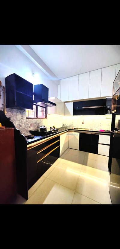 #ModularKitchen  #Modularfurniture  #furnitures #InteriorDesigner #Carpenter