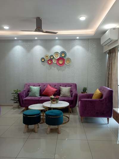 #LivingroomDesigns  #modernhome  #moderndesign  #Minimalistic  #gulshanbellina  #dreamzcreatorz