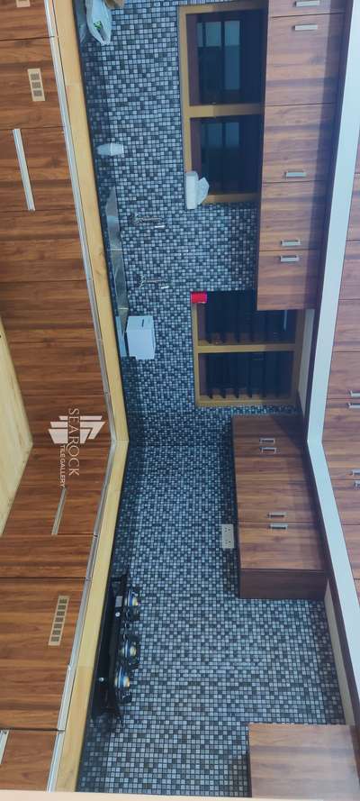 ♥️ 𝑲𝑰𝑻𝑪𝑯𝑬𝑵 ♥️ 
.
. Happy customer 🥰
.
.
.
.
follow us @searocktilegallery
.
.
.
.
.
 #kithchen  #keralakitchen  #InteriorDesigner  #architecturedesigns  #Architectural&Interior  #Architectural&nterior  #KeralaStyleHouse  #new_home  #homeinterior  #kerlahometour  #malayaliveedu  #veedu #dreamhouse  #kerlahouse #Malappuram  #perithalmanna #Palakkad  #mannarkkad  #FlooringTiles  #FlooringTiles  #keralahomeplans  #keralahomedream 
.
.