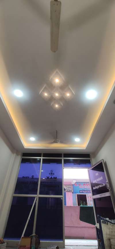*gypsum ceiling *
Gypsum ceiling with putty and primer at budget rate