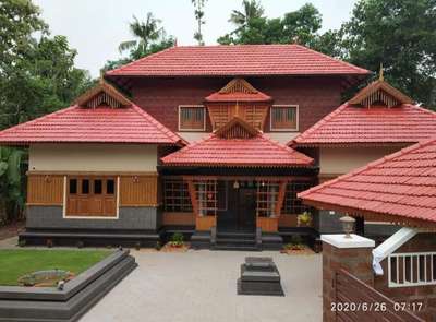 ഇരിഞ്ഞാലക്കുട യിൽ 5 km ചുറ്റളവിൽ 35 സെന്റിൽ 2500/ sqft പാരമ്പര്യ വാസ്തു പ്രകാരം പണി തീർത്ത വീടിന് പ്രതീക്ഷിക്കുന്ന വില 1.3 കോടി. Contact 9526203556

ഇതുപോലുള്ള കൂടുതൽ‌ പോസ്റ്റുകൾ‌ കാണാനും Kerala real-estate consultant's association ചേരാനും ഇവിടെ ക്ലിക്കുചെയ്യുക👇👇

https://kutumbapp.page.link/BeRbBdc5KVUoxeGK6?ref=GSR89