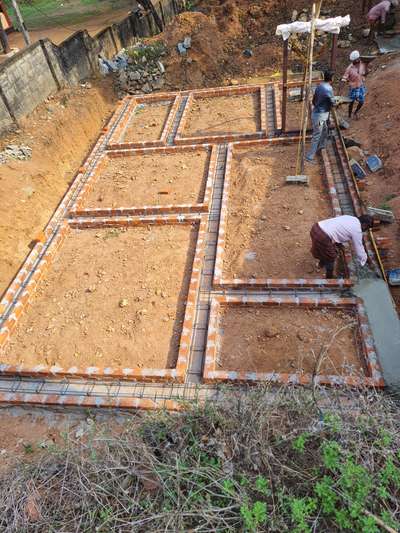 #CivilEngineer  #Contractor  #HouseConstruction  #veed  #foundation  #beltകോൺക്രീറ്റ്