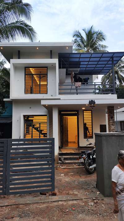Owner : Kamini Nair 
Place : Kallekkad  Palakkad 
Area :  1284 sqft 
Estimate: 20.54 lakhs+ 10% Supervision (excluding interior work)
Type : 3 BHK Duplex 
Work stage : Finishing 

Engineer: Muraleedharan KV
 Building Designers
  Chelari AM Tower 
 Thenhippalam (po) Malappuram (dt)
 Phone : 0494 2400202 
 Mob : 9895018990

വർക്ക് സൈറ്റ് നേരിൽ കാണാൻ ആഗ്രഹിക്കുന്നവർ 8943154034 എന്ന നമ്പറിൽ വാട്സാപ്പ് ചെയ്യുക(6)

#homedesign #home #budgethome #Veedu #keralahomes #budgethome #architecturaldesign #homedecoration #keralahomestyle #വീട് #homedecor #myhome #homesweethome🏡💕
