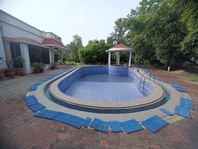 with jacuzzi jaipur