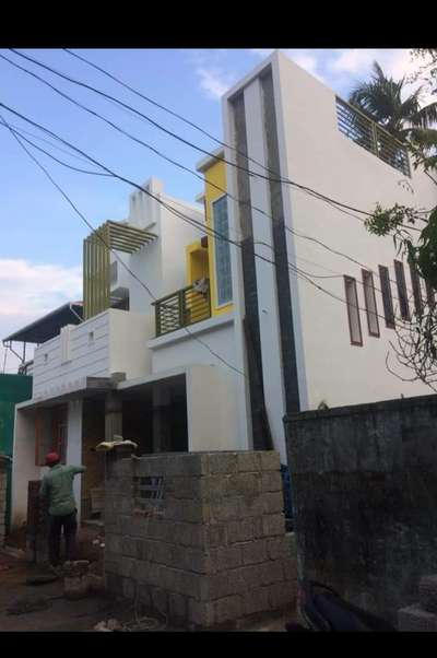 2 independent house work completed @Kochi pallurutyy
2 independent 750 sqft house in 3 cent's kochi
budget house work
#architecturedesigns #HouseConstruction #InteriorDesigner #turnkeyProjects