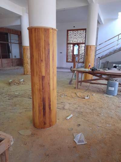 round pillar paneling.