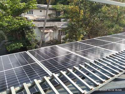 #3kw #ongridsolar #villaconstrction #solarenergy #greenenergy #roofdesign #HomeAutomation #energysaving #safehome