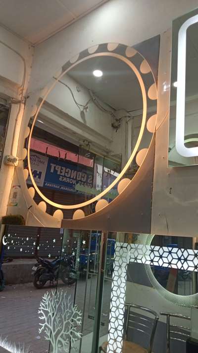 *toughend glass & mirror work*
glass partition , shower cubicle, reiling glass,Led mirror ,frame mirror &all design work glass
