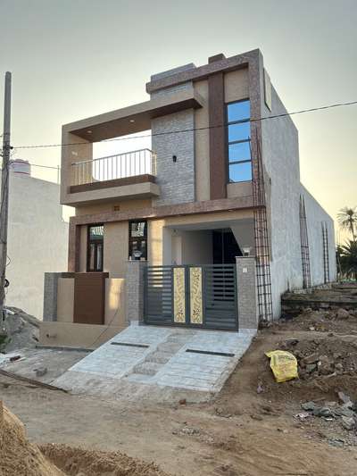 Shree Vishwakarma construction 
Sell for home 
Location-Sentmeri 
Agriculture 
Plot aera -1100 (3bhk )
Contact-8769760054 
 #uniquedesign  #udaipurconstructiongri