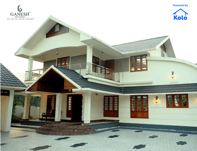 Client : Mr.Akbar 
Type :Tropical style
Area : 3600 sqft 
4 bhk 
Place : Wadakkancery(Thrissur district)
Budget : 1.2 crore(with interiors)

#ganesh #buildwithganesh #home #ongoingproject #ongoingwork #ongoing_work #Ganeshbuilders #partnerwithganesh