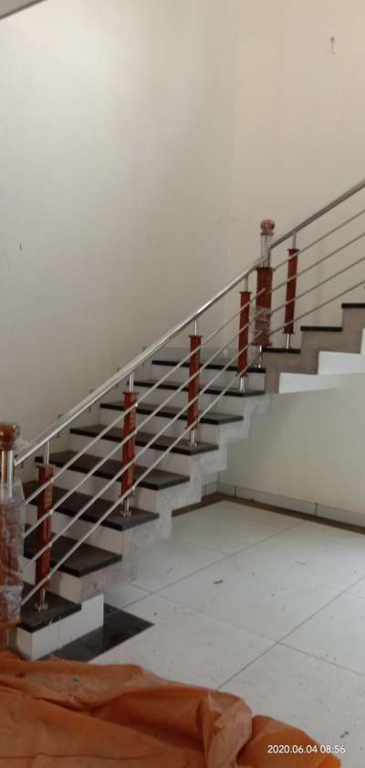staircase  steel&wood
9947370615