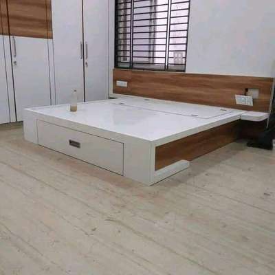 Double Bed #doublebed  #kingsizebed  #WoodenBeds  #Beds  #KingsizeBedroom  #BedroomDesigns  #bedroom  #interiorsjaipur #interiordesign #interiors #furniture #jaipurfurniture #onestopsolution #onlineshopping