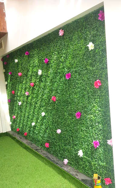 artificial garden

any requirement Wallpaper and all interier product ❓

contact number - 9522627222