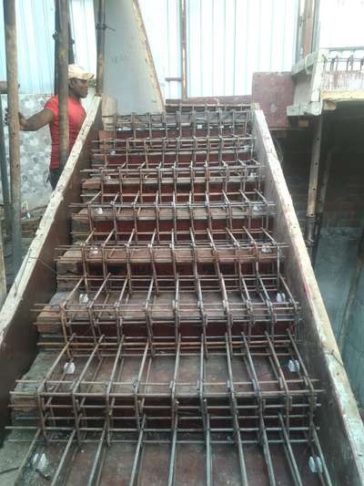 step chain stair cases .
more detail plz contact me ....
8700055439