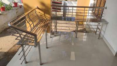 seating Charpade
#GlassHandRailStaircase #charupadi #StaircaseDecors #GlassStaircase #StaircaseIdeas #SteelStaircase
