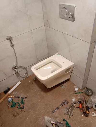 *plumber*
santoshjanak karya हाथों-हाथ fast Service.

Rs 10000 for 1bathroom