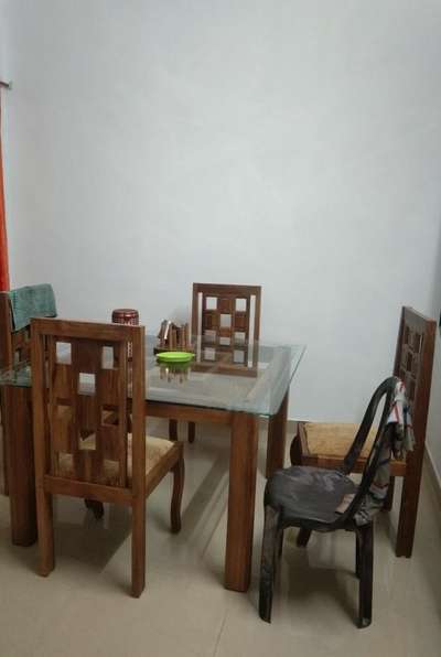 4*4dininng table with chair
 teaku