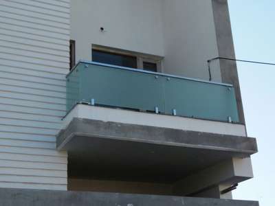 stainless steel stair and front railing 1300 running feet