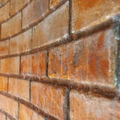This is not an original brick.  The texture is made of old brick in putty.  Call 80.86.51.27.23 for all kinds of texture work