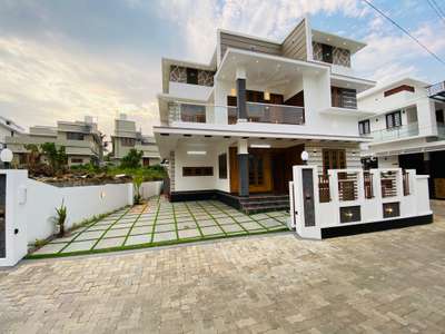 New House Sale in Ernakulam
Near kakkanad 
5 cent 4 bedroom 
Asking 1 crore,Negotiable 
Call 7274-001-001
 #new_home  #newhouse #newhousedesigns #newhomesdesign #SmallHouse #hiuseconstruction #ContemporaryHouse #50LakhHouse #homesweethome #homedesigne #4bedroomhouseplan #SmallHomePlans #KeralaStyleHouse #keralahomedesignz