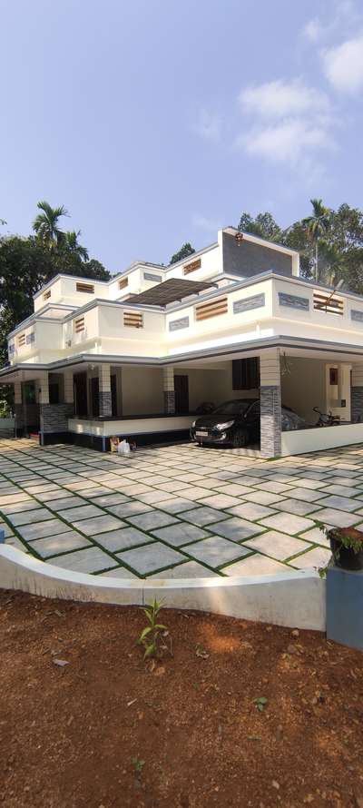 Bangalore stone avaliable 2/2 size
#new home #InteriorDesigner #Architectural&Interior
#naturalstones #OypsumCeiling
.less