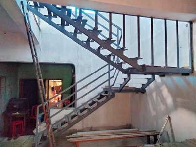 #SteelStaircase #HouseDesigns #HouseConstruction