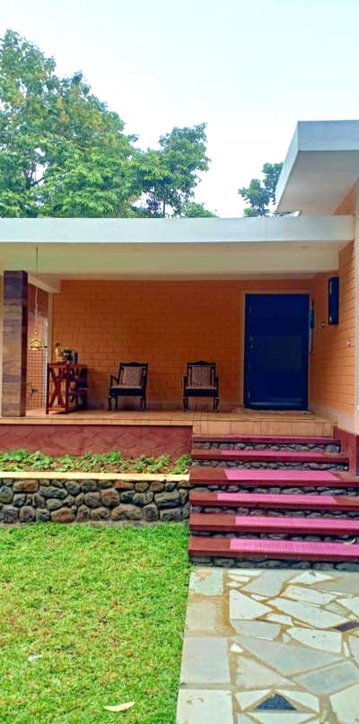 "Make it simple but significant" #exteriordesigns #vasudhahomes #erdivyakrishna #beautifull  #dreamhouse #toparchitects
 #topbuilders #topdesign