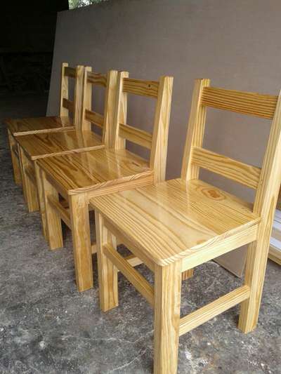 pine wood chair #LivingRoomTable