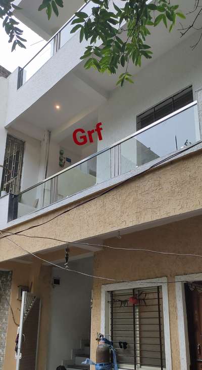 #GlassBalconyRailing  #ssgrill  #stainlesssteelworks  #bhopal  #kolopost  #