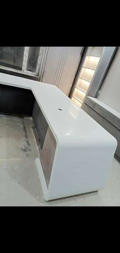 Corian solid surface office table