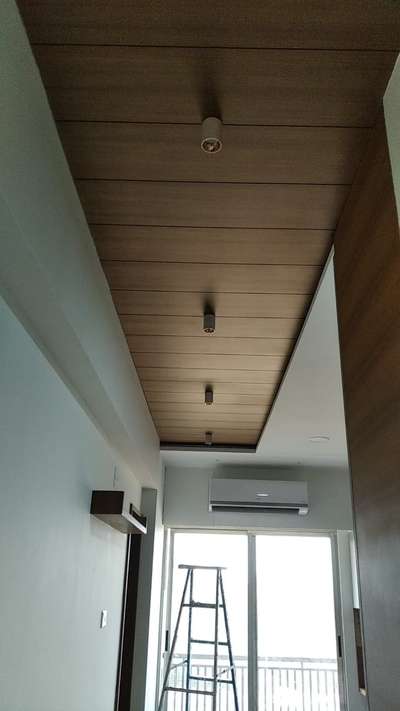 #WoodenBeds  #WoodenCeiling  #wooden_panelling #woodenkotchen  #Dinesh_bhai